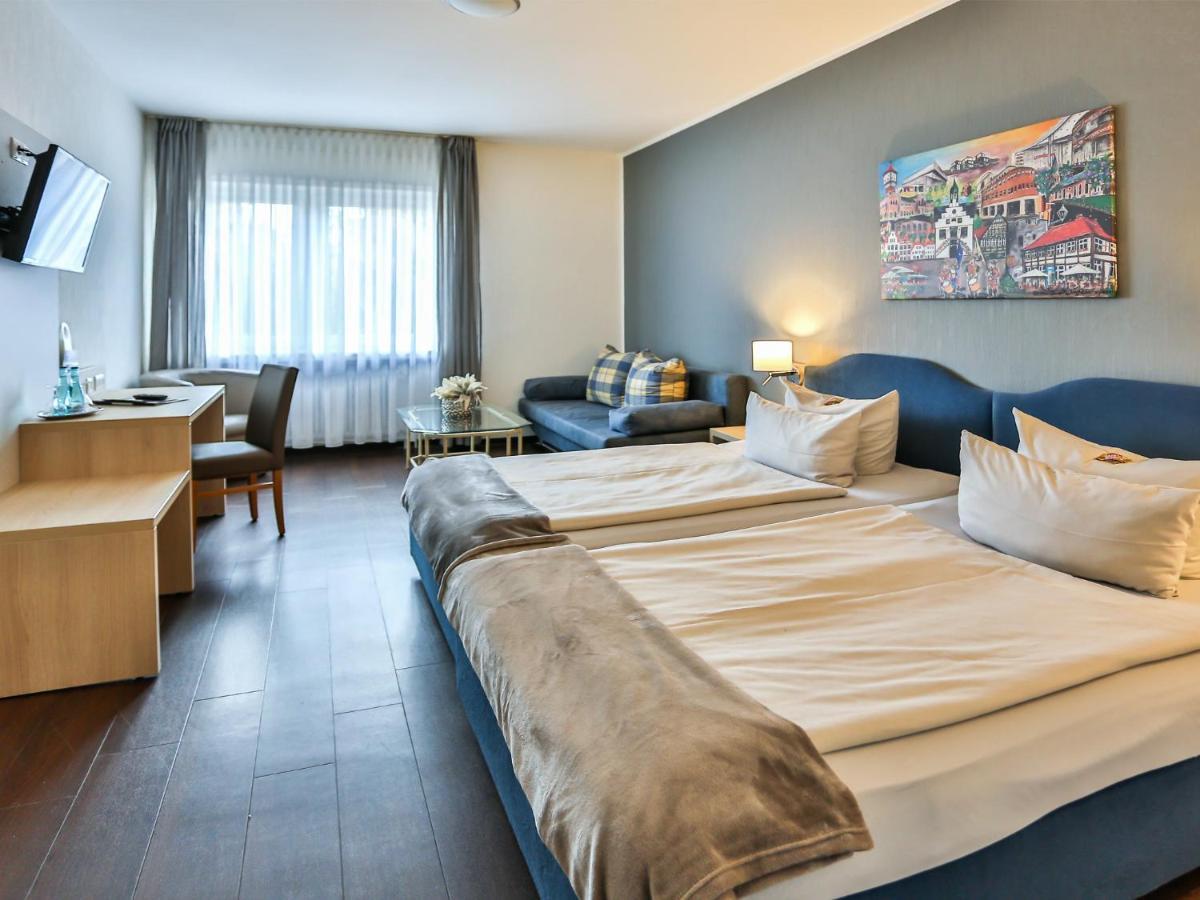 Hotel-Restaurant Kolpinghaus Lingen Bagian luar foto
